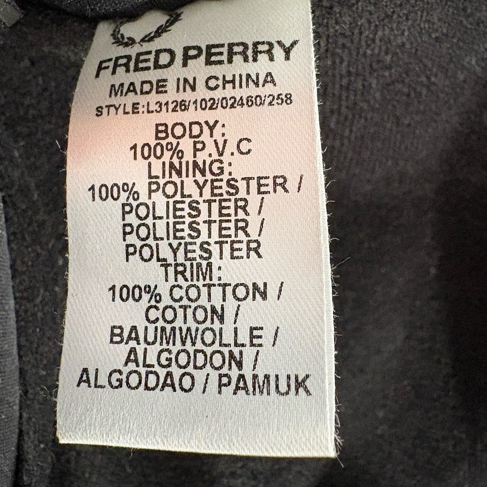 Fred Perry Messenger Bag Preppy Retro Faux Leather Crossbody Logo Zip Tennis - Picture 8 of 10